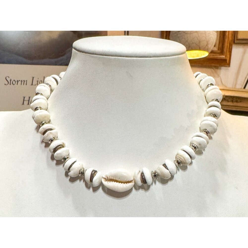 Vintage Puka Cowrie Shell Wood Bead Silver Tone Choker Necklace